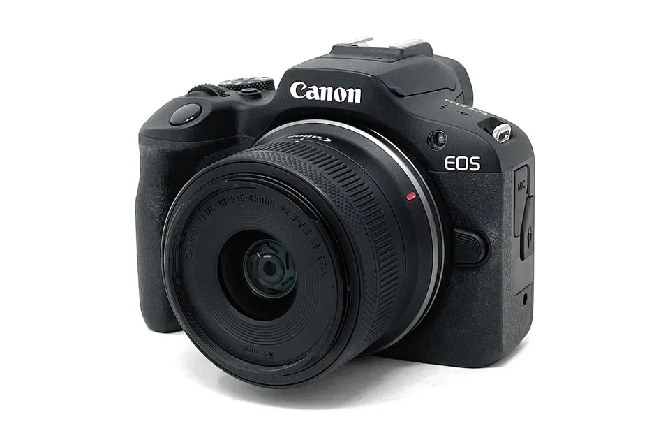 Canon EOS R100